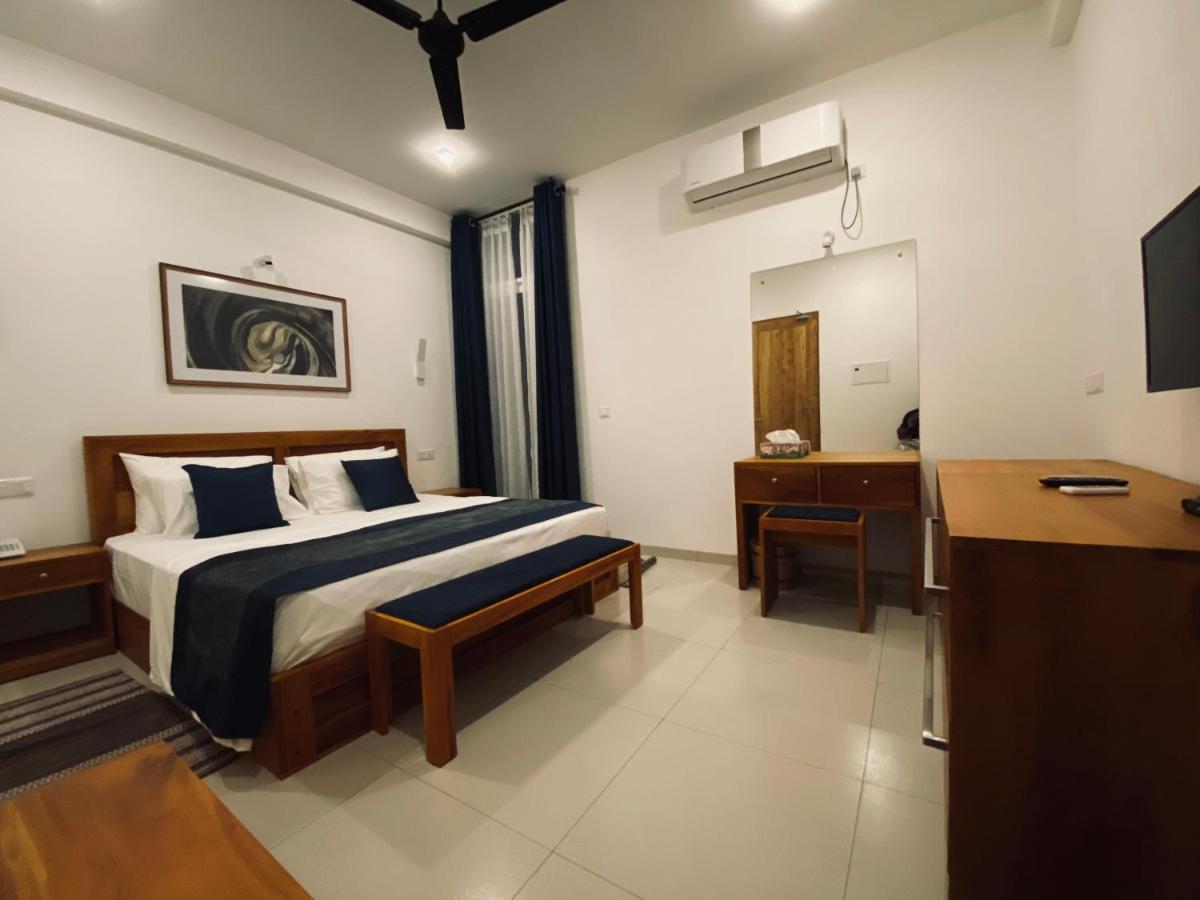 The Lighthouse Negombo Hotel Luaran gambar